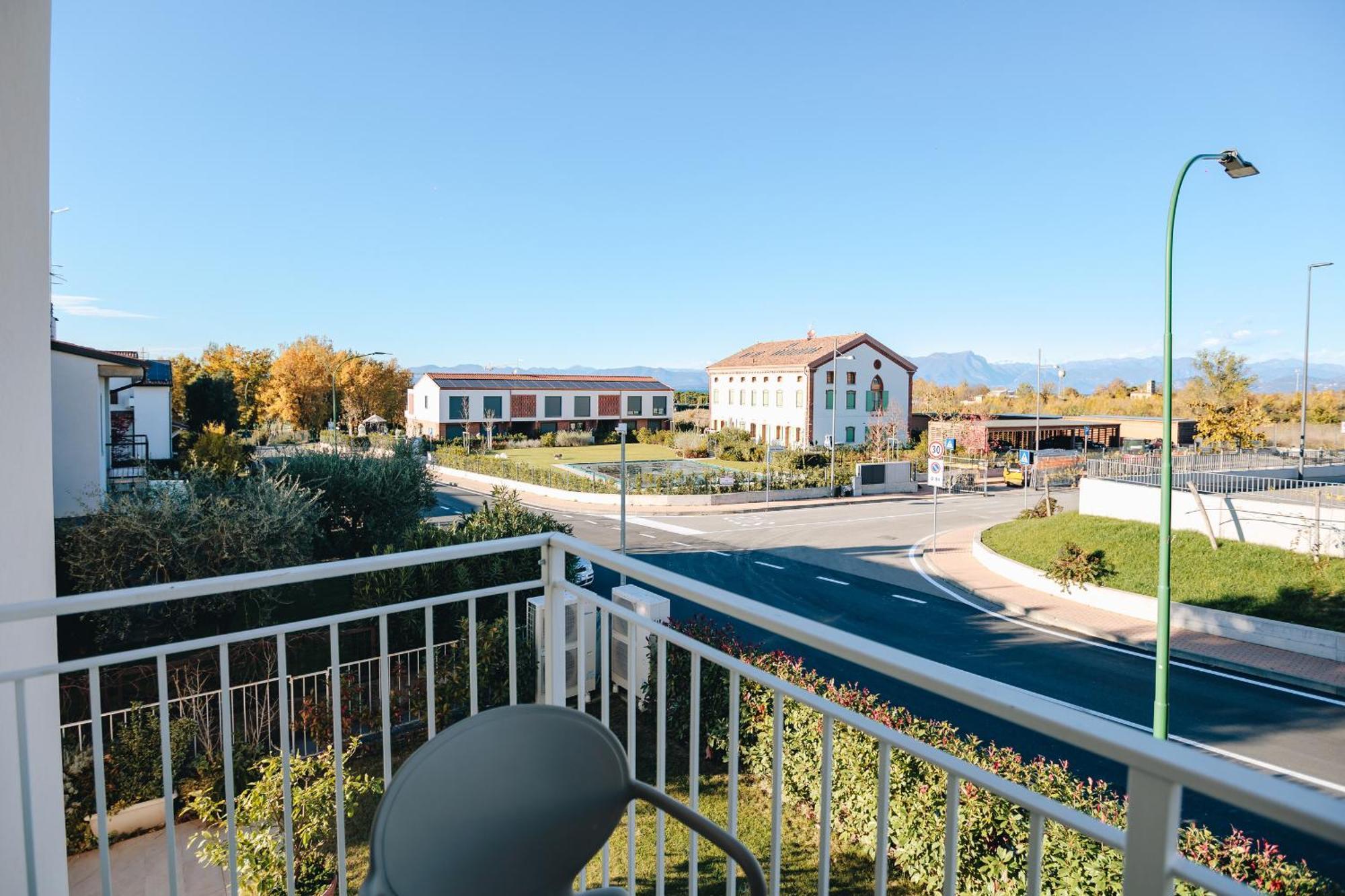 Ranalli Palace Hotel Peschiera del Garda Exterior photo